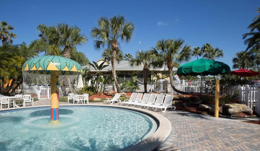 Tropical Palms Premium Two-Bedroom Loft Cottage 77 Orlando Extérieur photo
